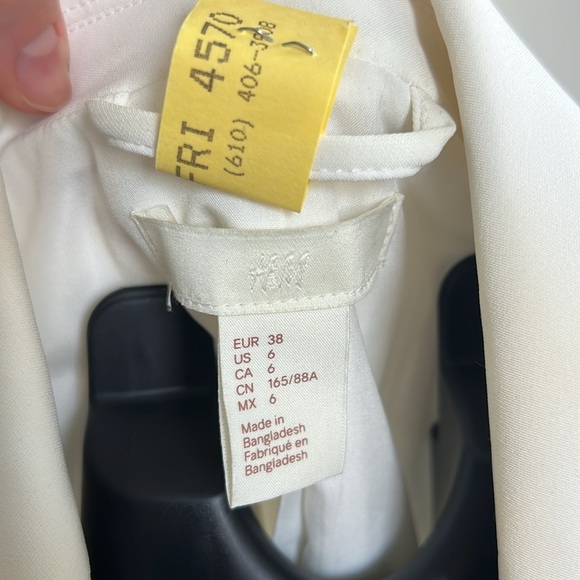 White H&M Blazer - Picture 4 of 4